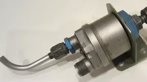 BENDIX AIRCRAFT PART AVIATION OIL PRESSURE TRANSMITTER TRU-66/A P/N 3567401-3001